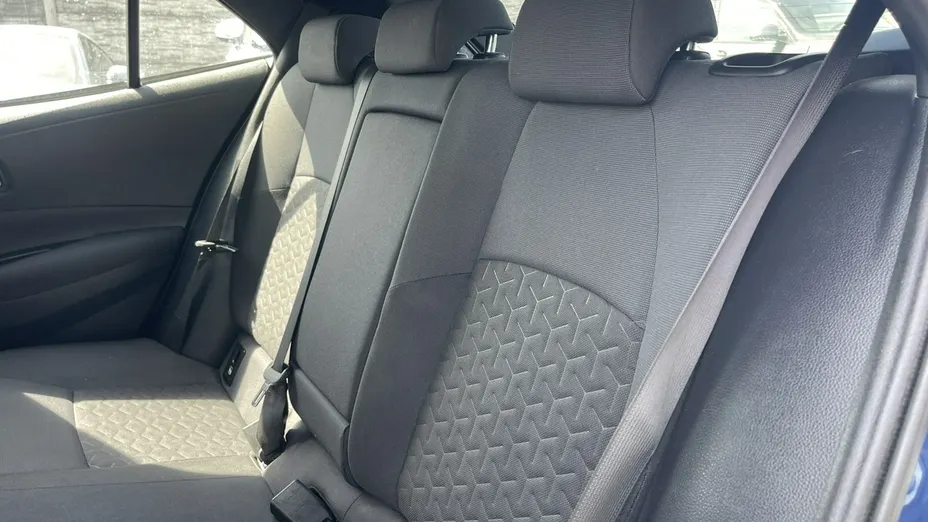 TOYOTA Corolla -