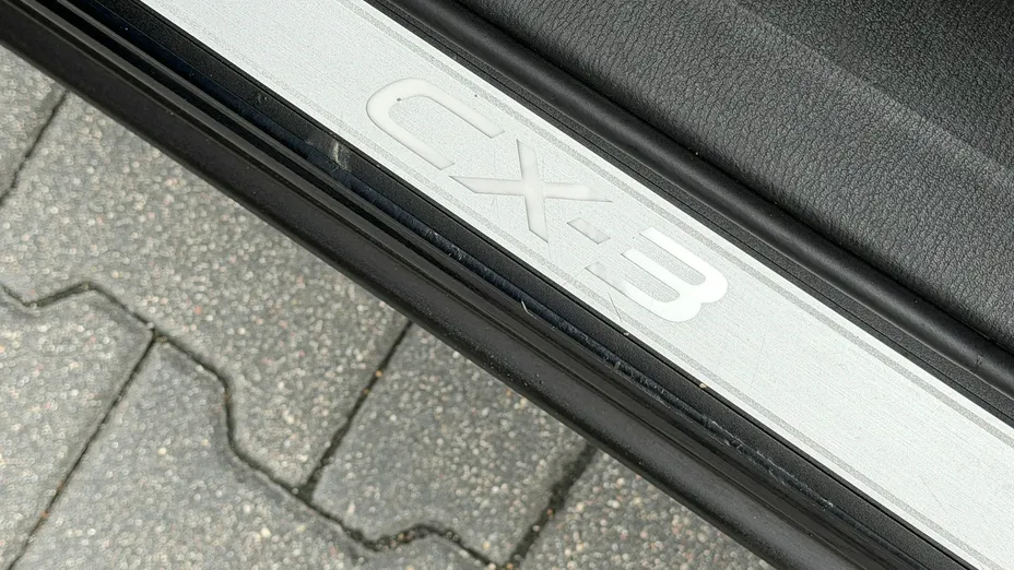 MAZDA CX-3 -