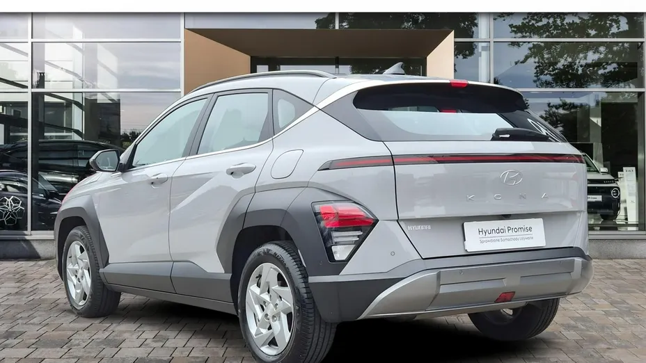 HYUNDAI Kona -