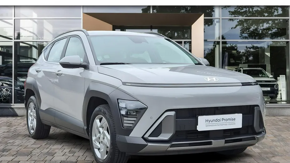 HYUNDAI Kona -