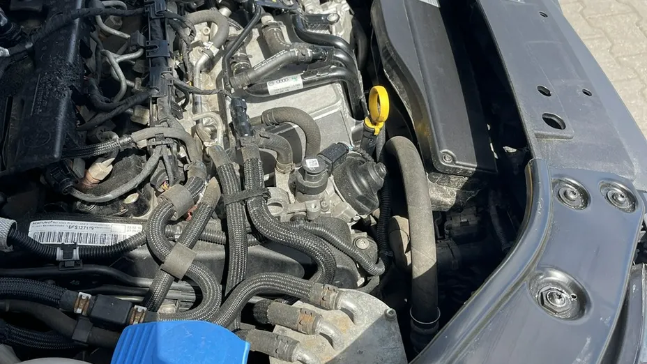 VOLKSWAGEN Caddy -
