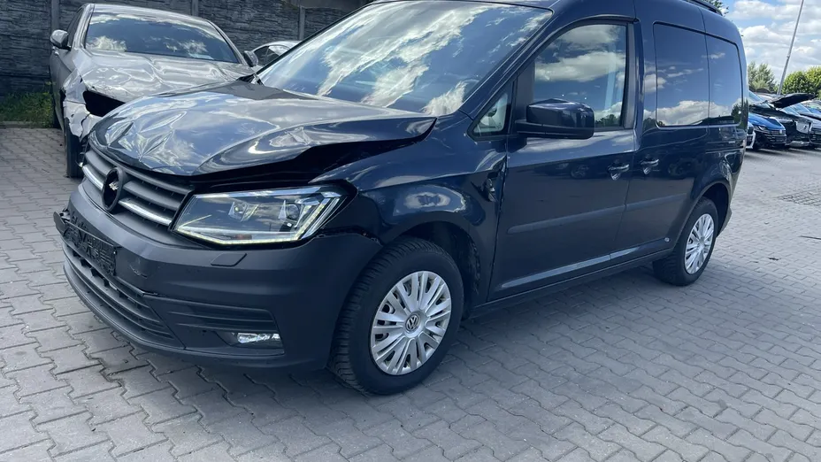 VOLKSWAGEN Caddy -