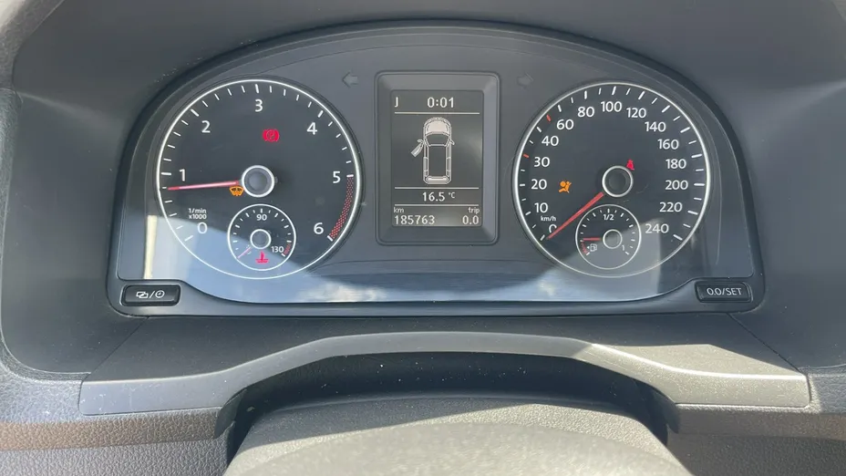 VOLKSWAGEN Caddy -