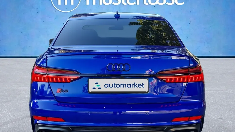 AUDI S6 -