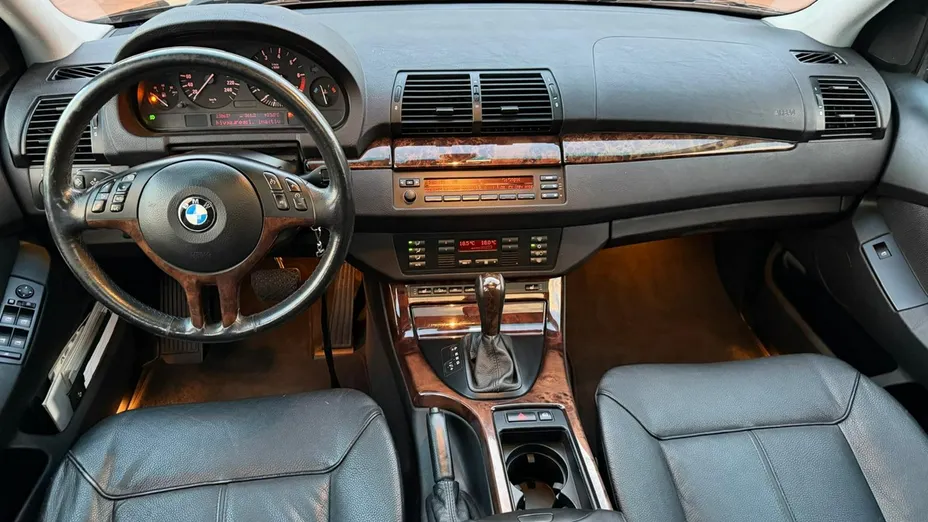 BMW X5 -