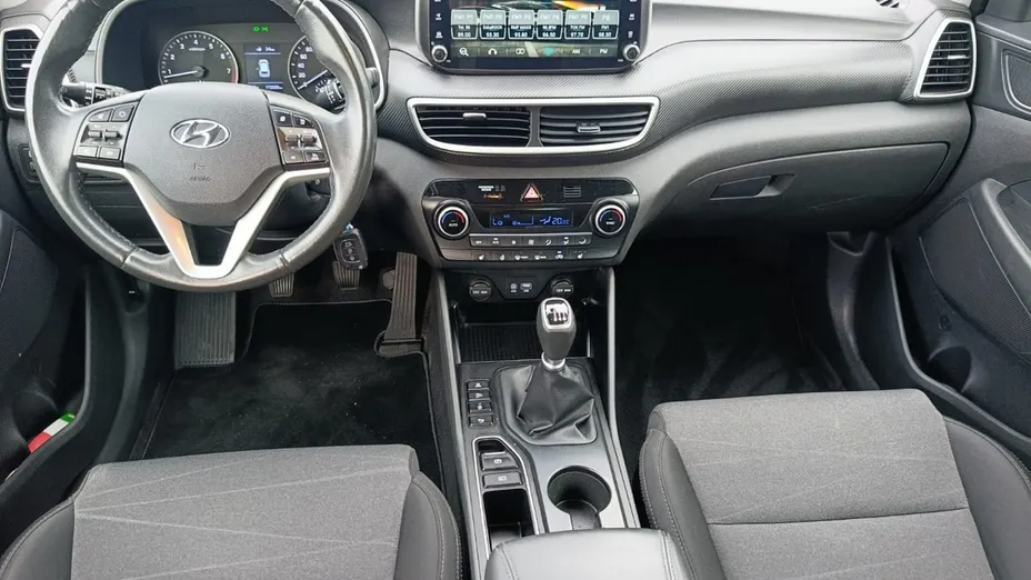 HYUNDAI Tucson -