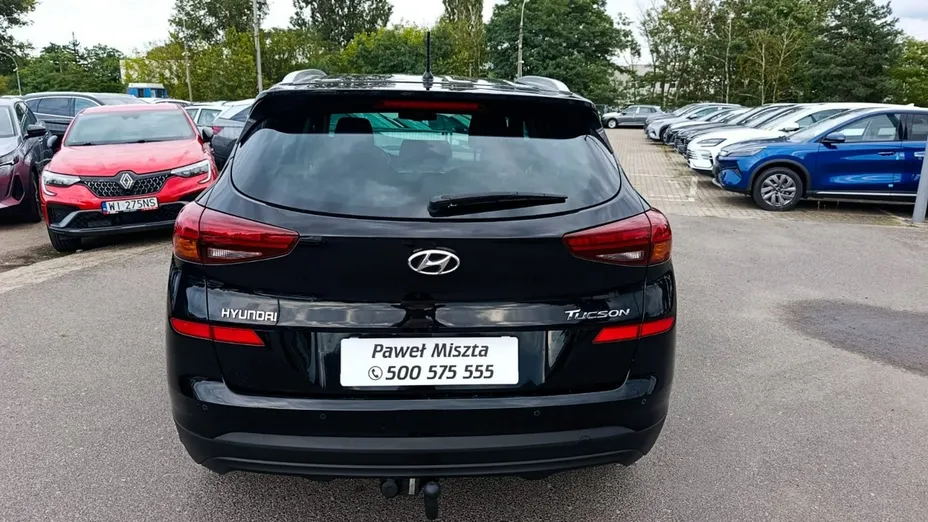 HYUNDAI Tucson -