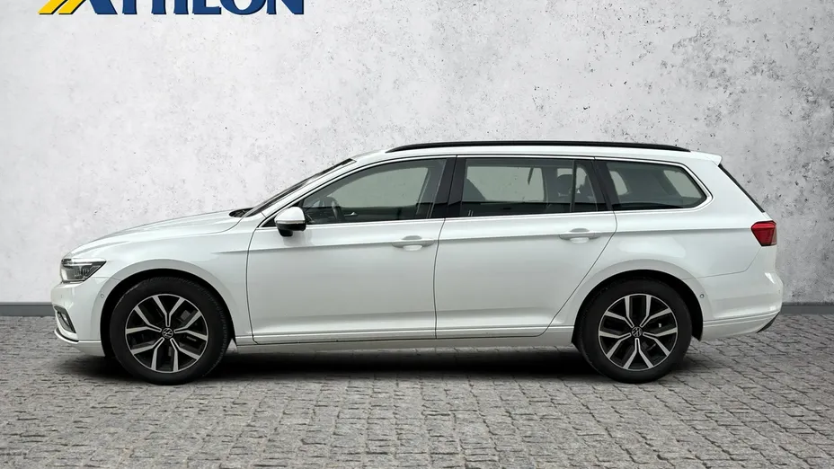VOLKSWAGEN Passat -
