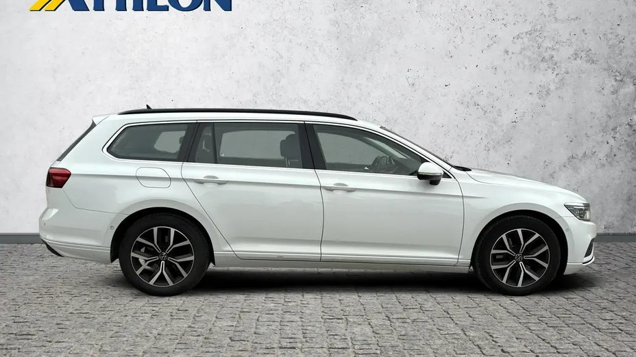 VOLKSWAGEN Passat -
