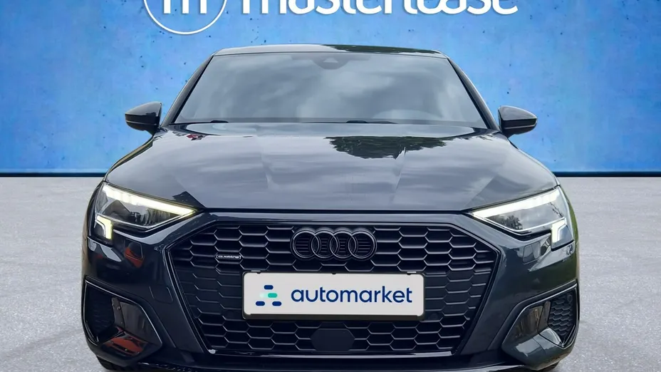 AUDI A3 Limousine -