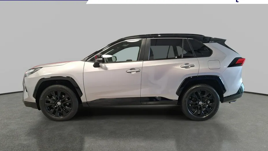 TOYOTA RAV4 -