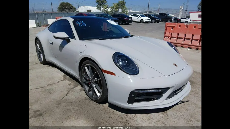 PORSCHE 911 -