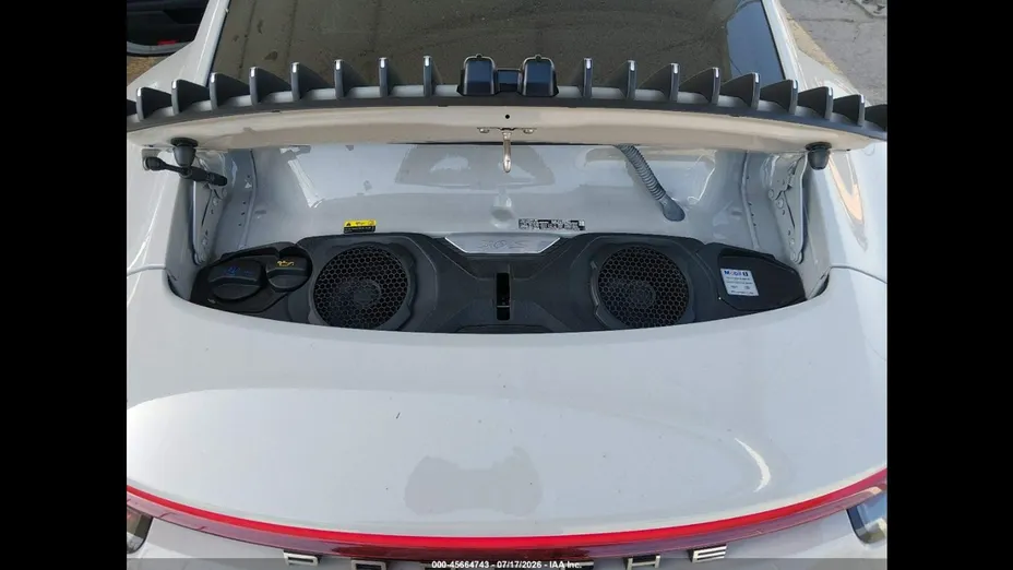 PORSCHE 911 -
