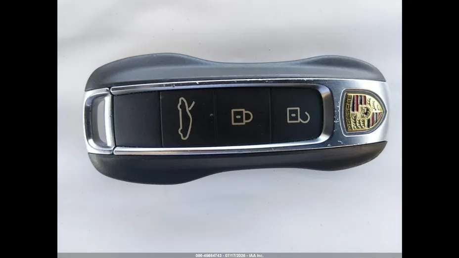 PORSCHE 911 -
