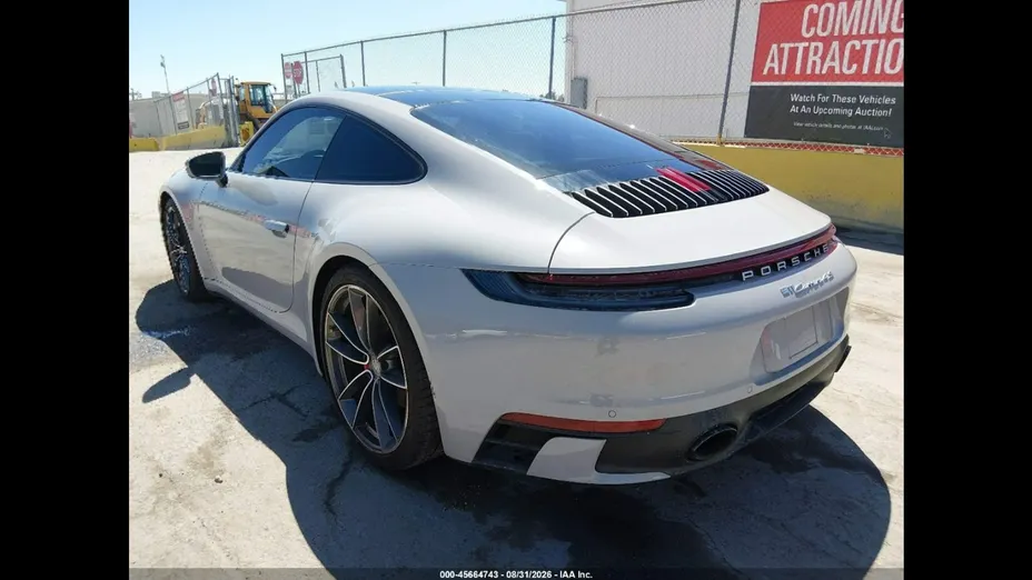PORSCHE 911 -