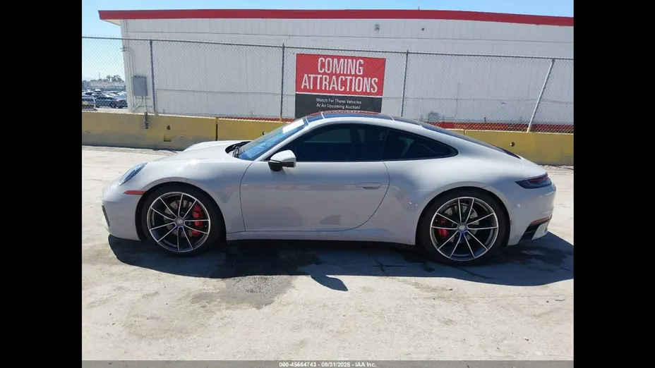 PORSCHE 911 -