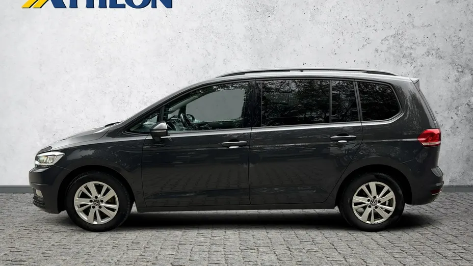 VOLKSWAGEN Touran -