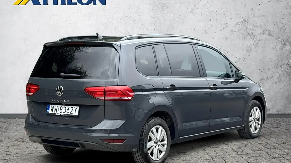 VOLKSWAGEN Touran -