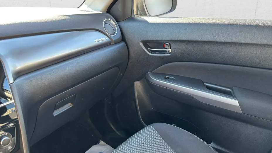 SUZUKI Vitara -