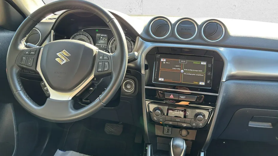 SUZUKI Vitara -