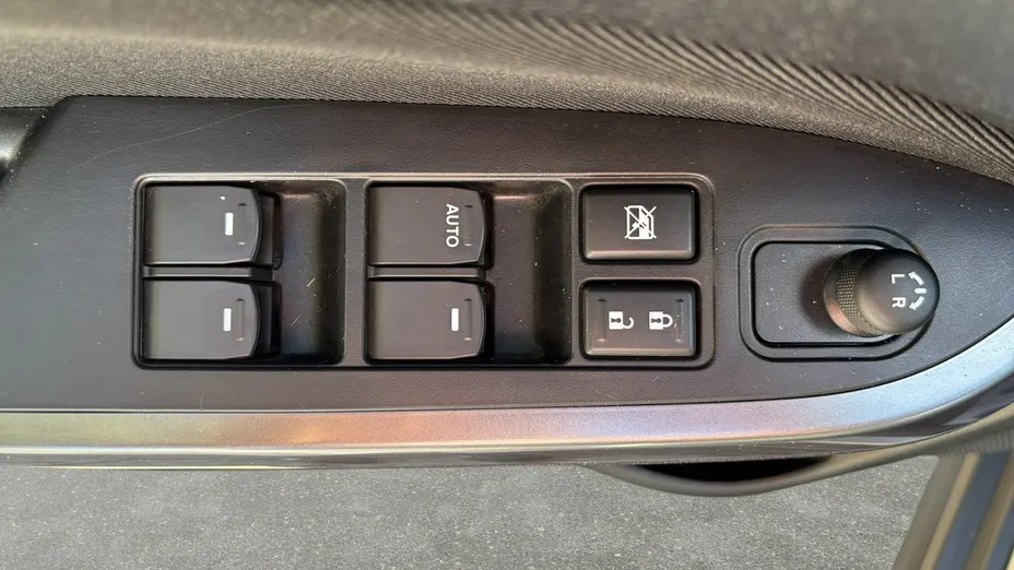SUZUKI Vitara -