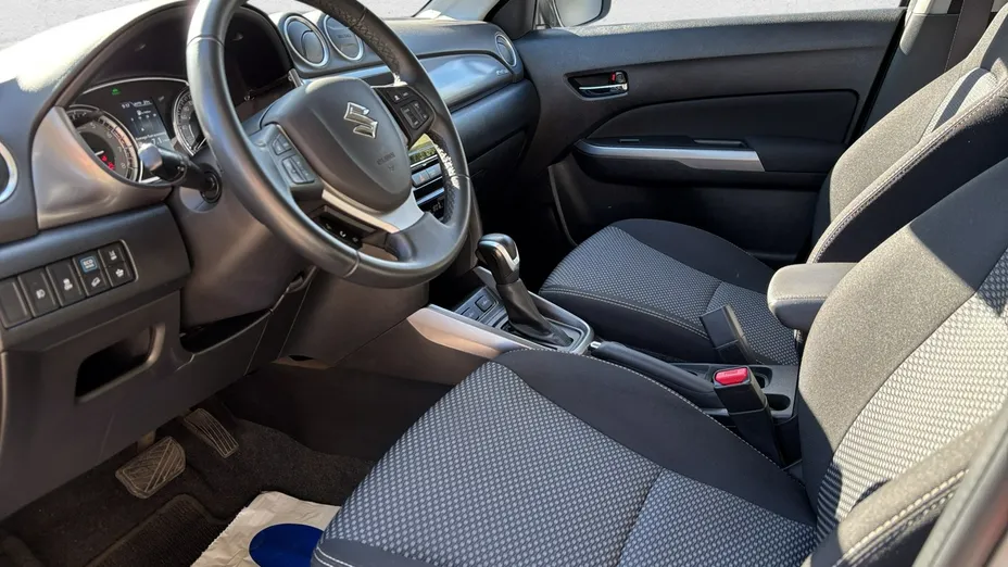 SUZUKI Vitara -