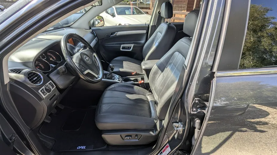 OPEL Antara -