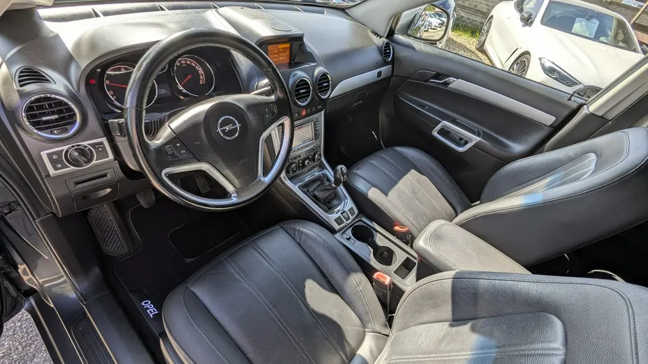 OPEL Antara -