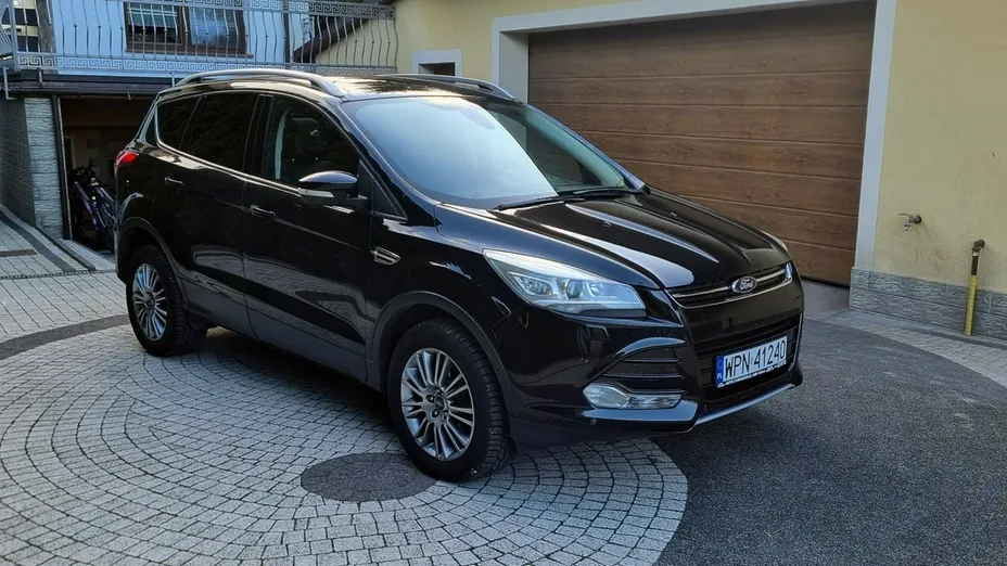 FORD Kuga -