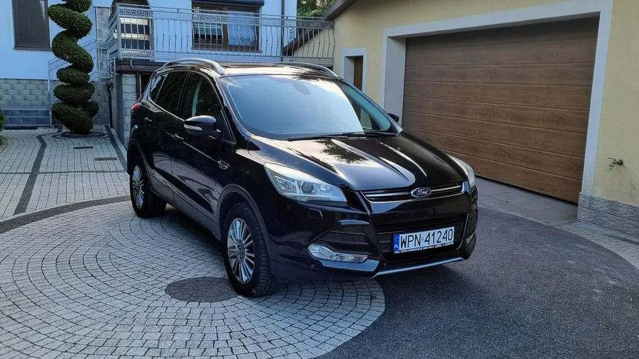FORD Kuga -
