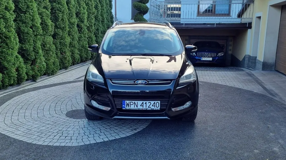 FORD Kuga -