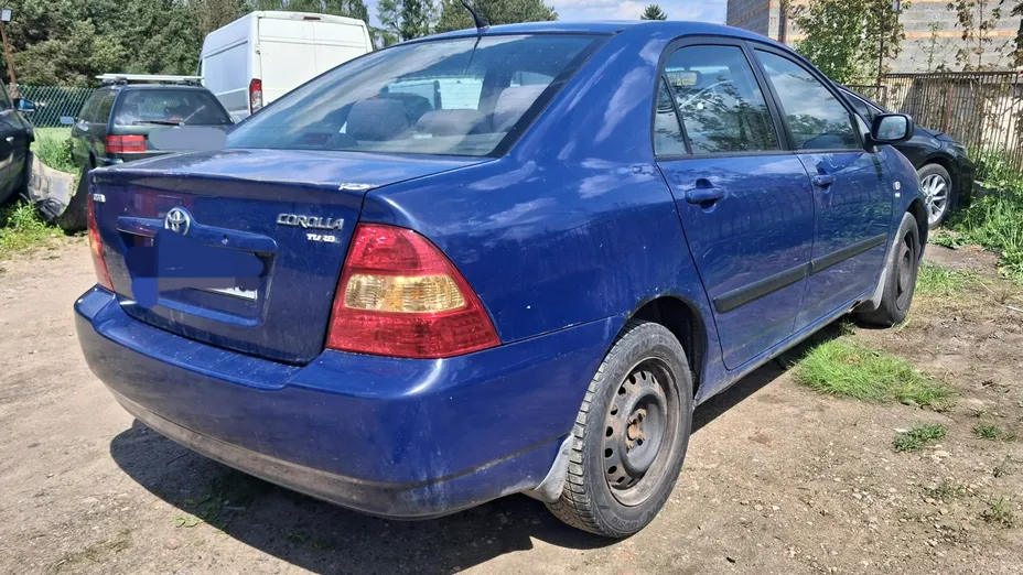 TOYOTA Corolla -