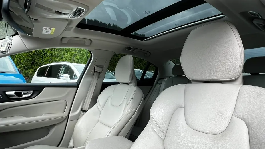 VOLVO S60 -