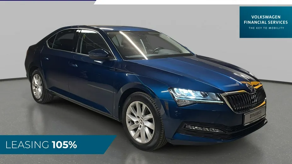 SKODA Superb -