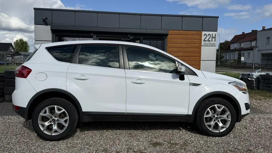 FORD Kuga -