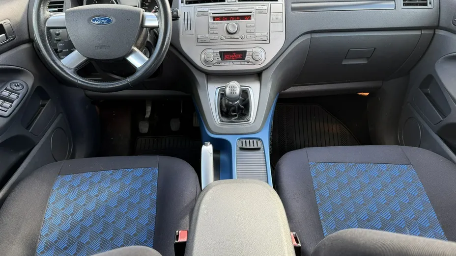 FORD Kuga -