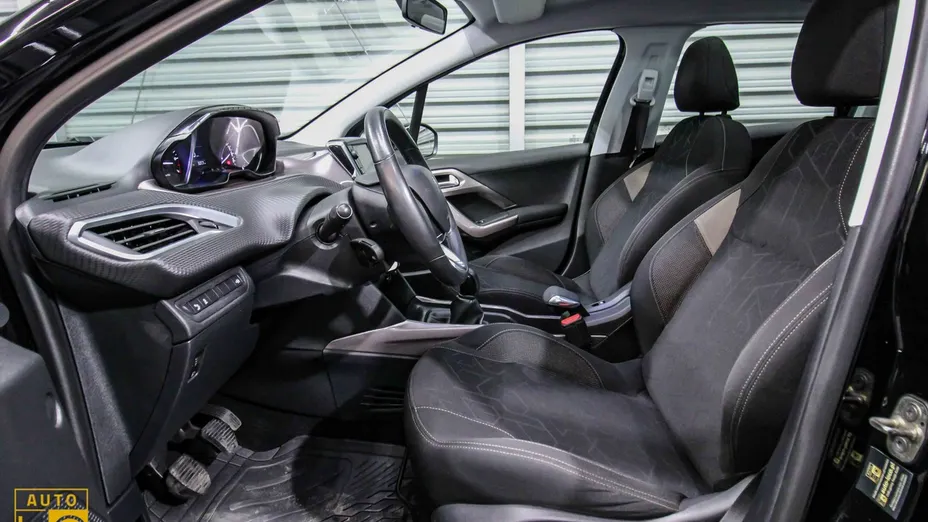 PEUGEOT 2008 -