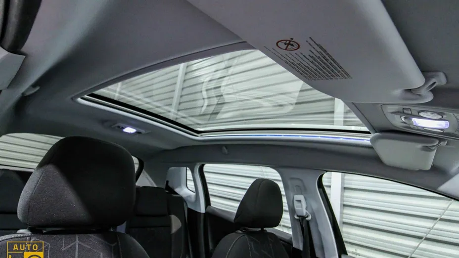 PEUGEOT 2008 -