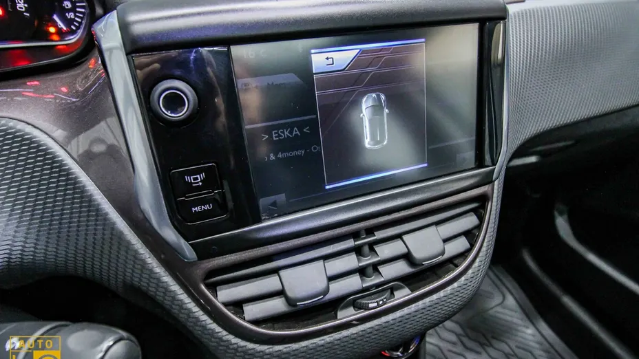 PEUGEOT 2008 -