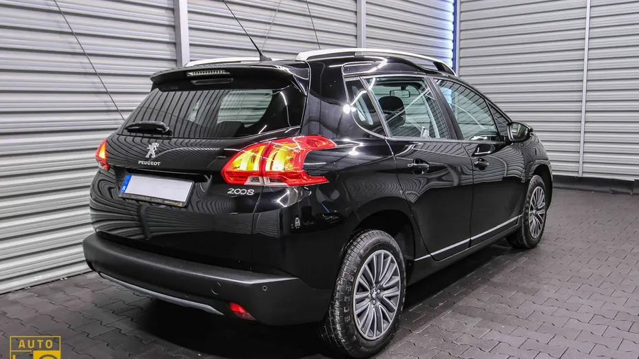 PEUGEOT 2008 -