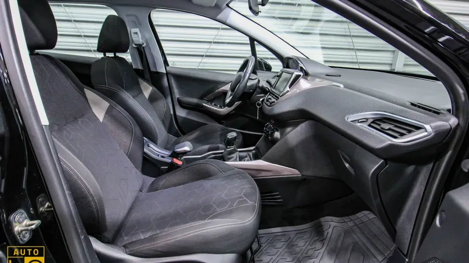 PEUGEOT 2008 -