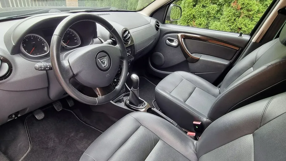 DACIA Duster -