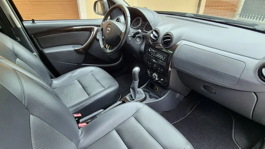 DACIA Duster -