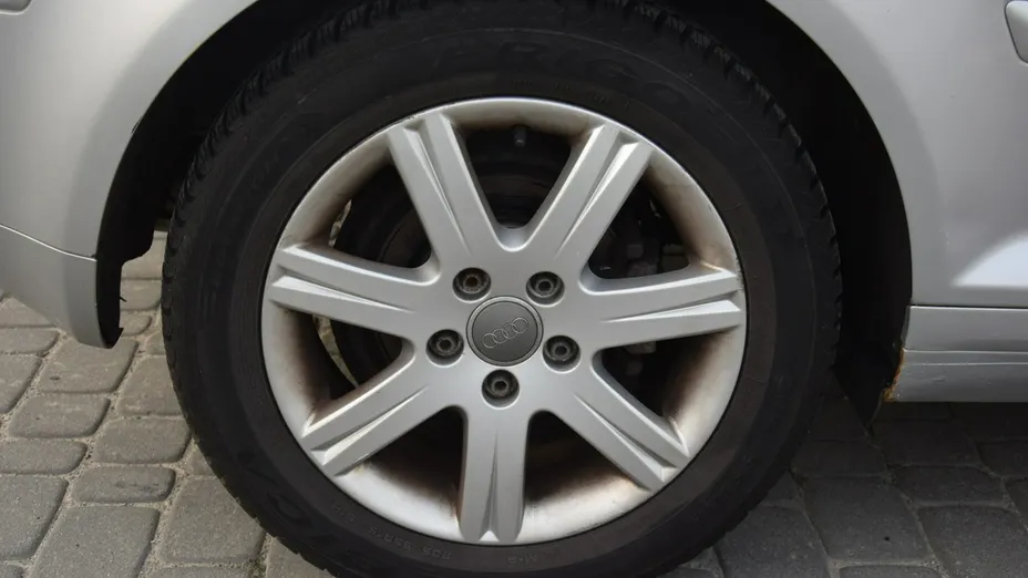 AUDI A3 -
