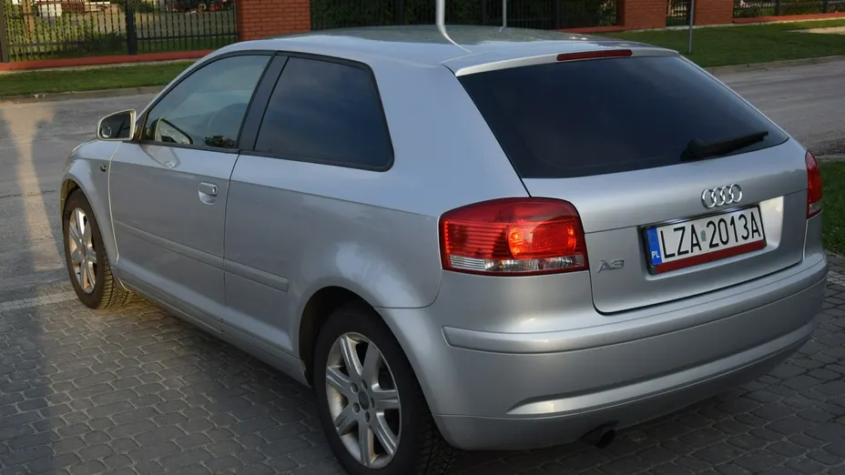 AUDI A3 -