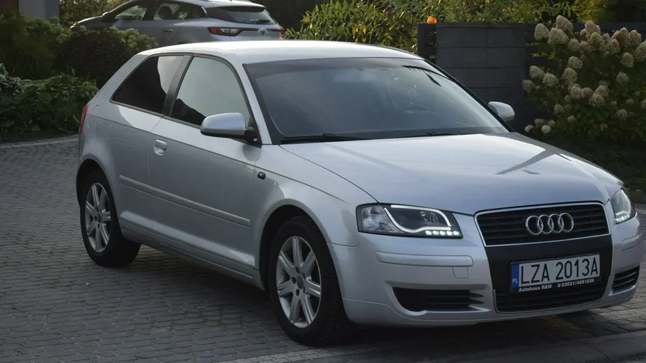 AUDI A3 -