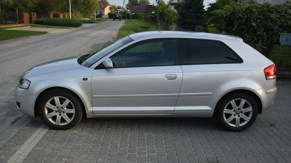 AUDI A3 -