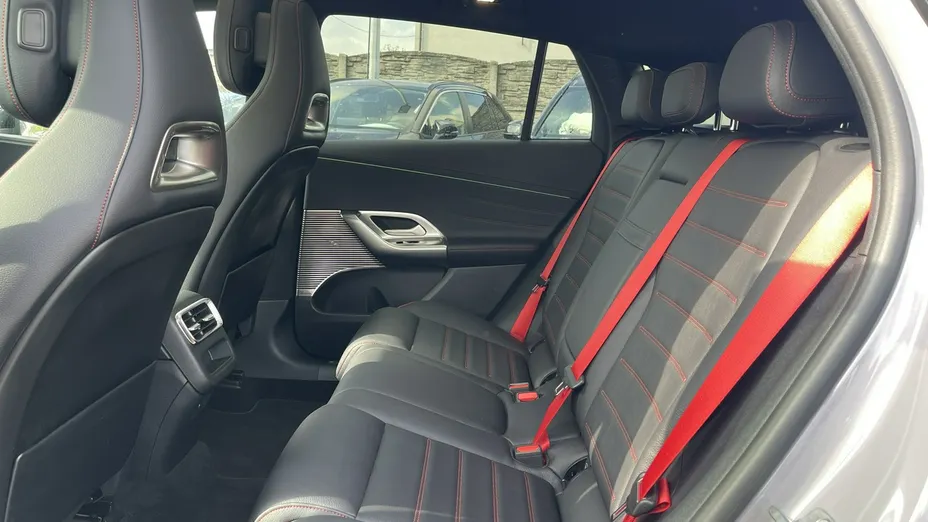 MERCEDES-BENZ GLC -