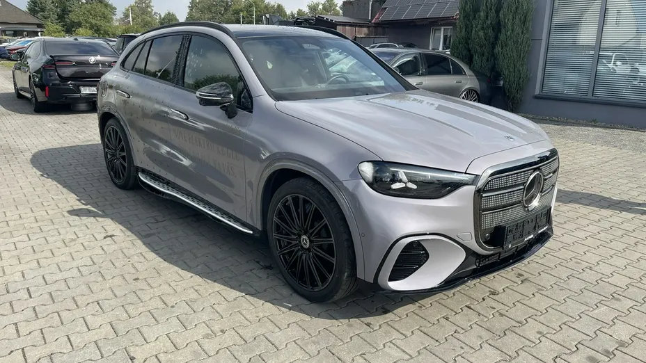 MERCEDES-BENZ GLC -