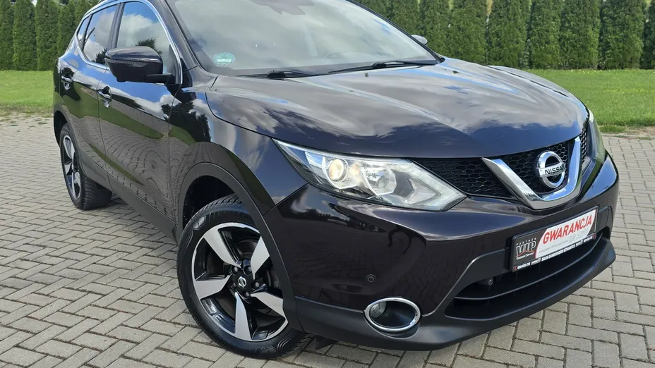 NISSAN Qashqai -